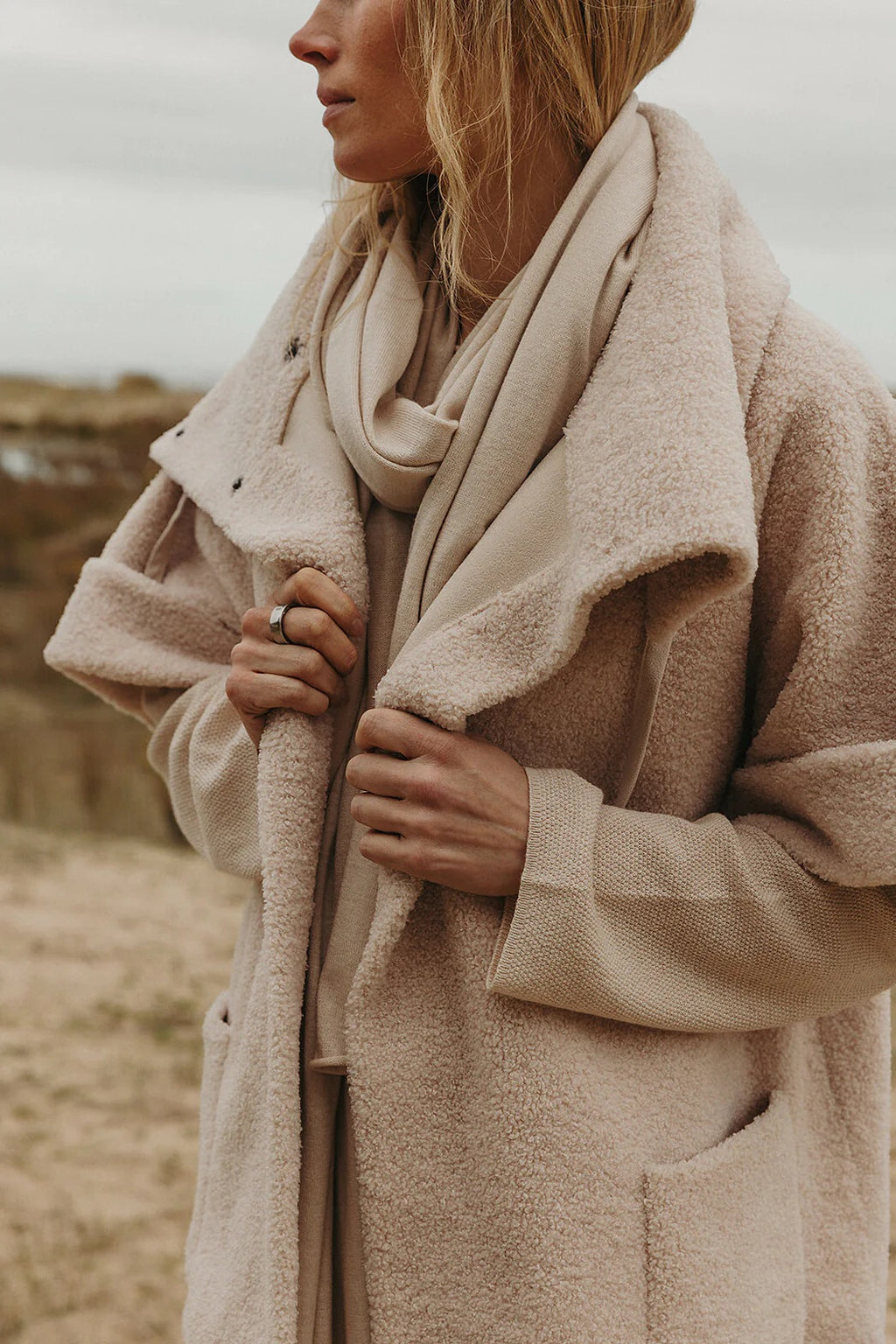 Talamaya - Sherpa Cuddle Coat [sz:m/l Clr:nougat]