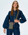 Elms And King - Baker Phone Bag Khaki [sz:one Size Clr:khaki]