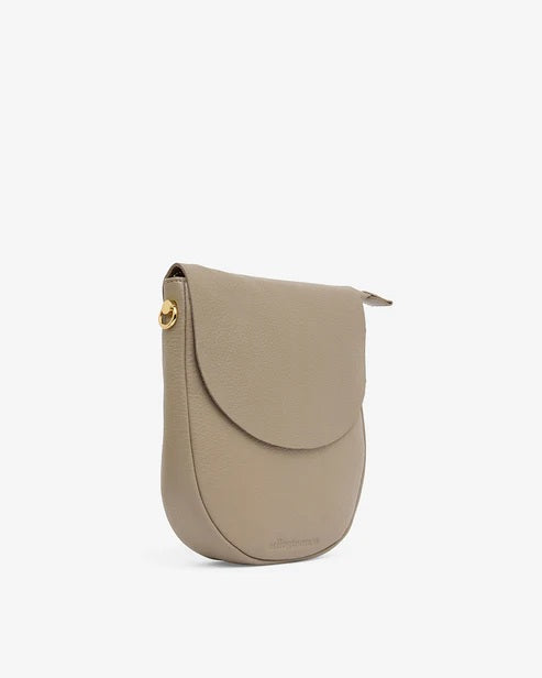 Arlington Milne - Am Phoebe Pouch Putty