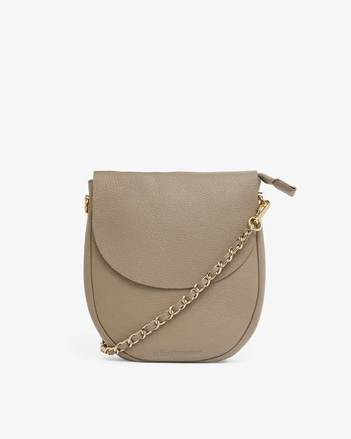 Arlington Milne - Am Phoebe Pouch Putty