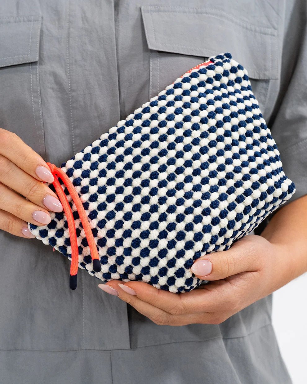 Elms And King - Small Napili Case Navy/white
