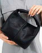 Elms And King - Large Linton Black Pebble