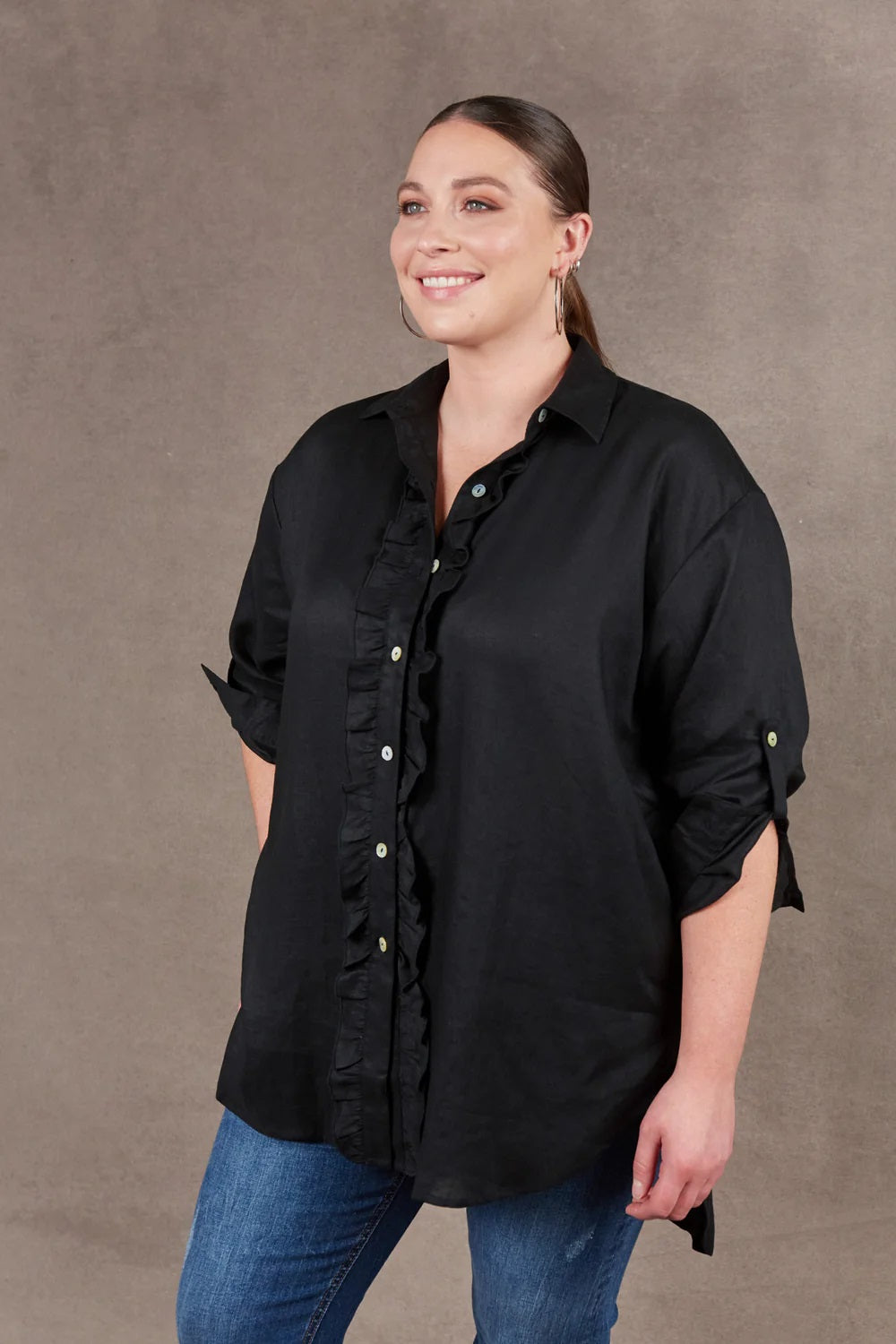 Nama Frill Shirt [sz:one Size Clr:ebony]