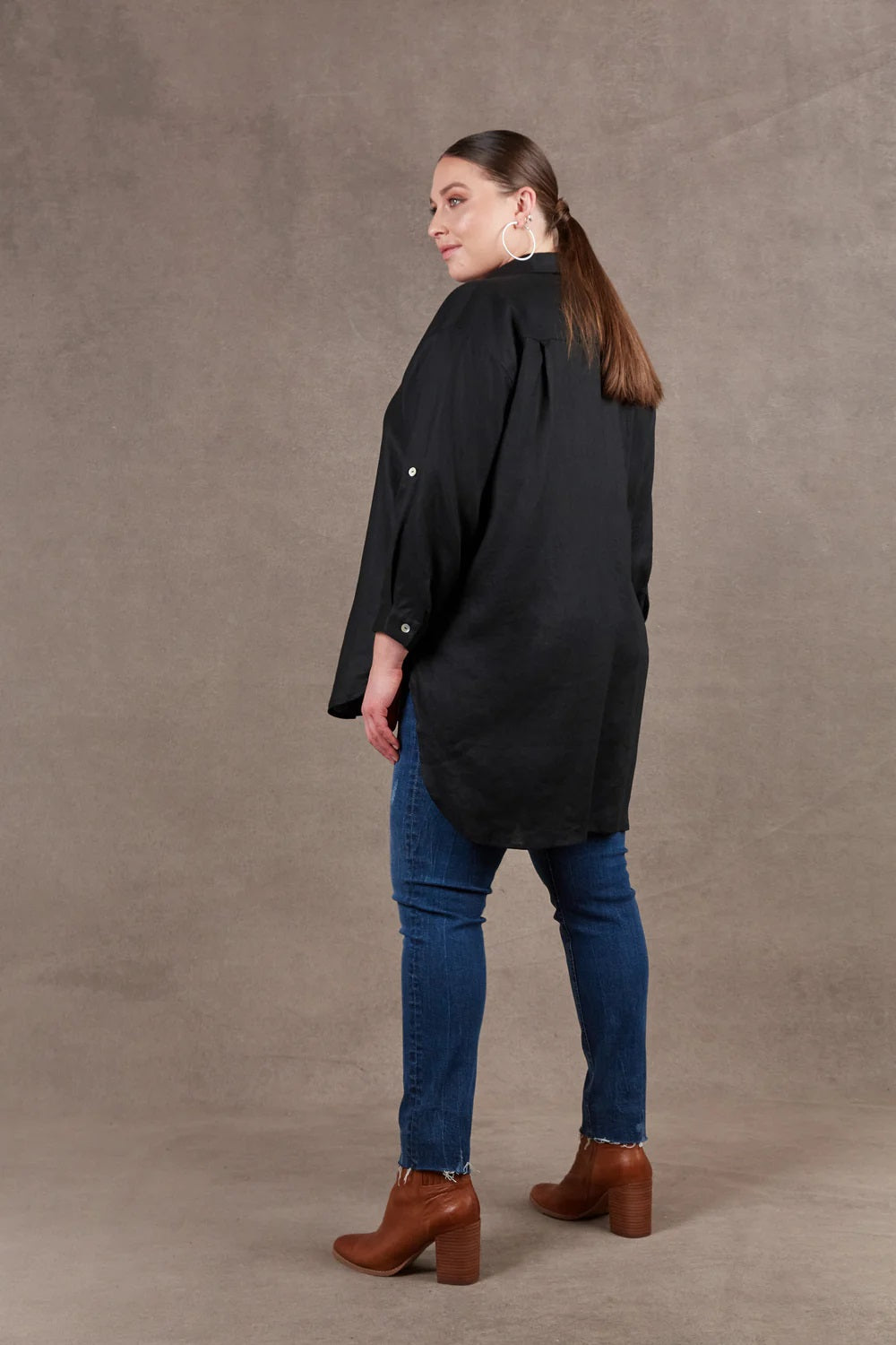 Nama Frill Shirt [sz:one Size Clr:ebony]