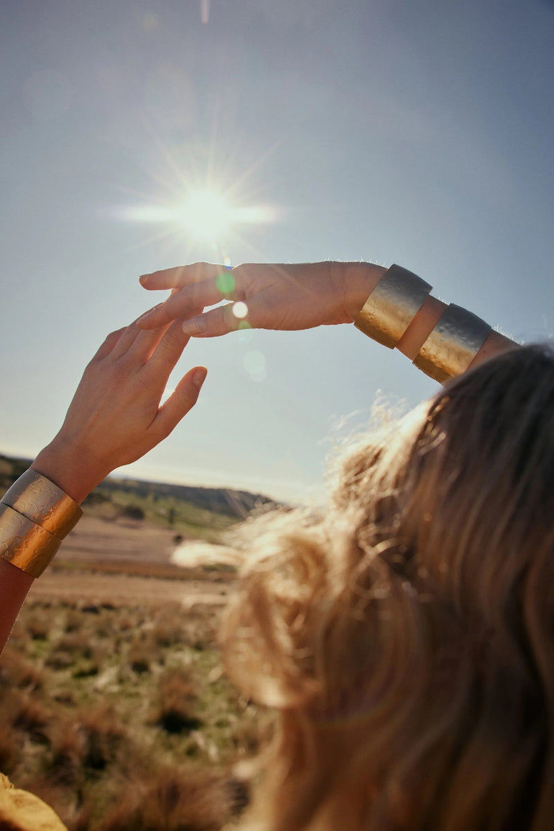 Elk The Label - Gild Cuff Bangle [sz:one Size Clr:gold]