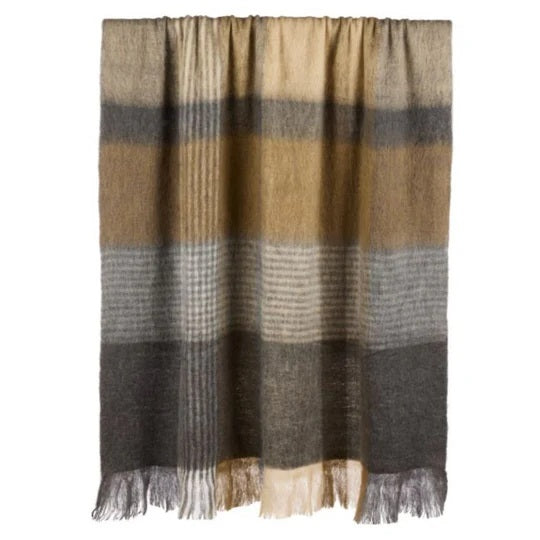 Grand Designs - Andreas Woven Brush Throw 130x180cm